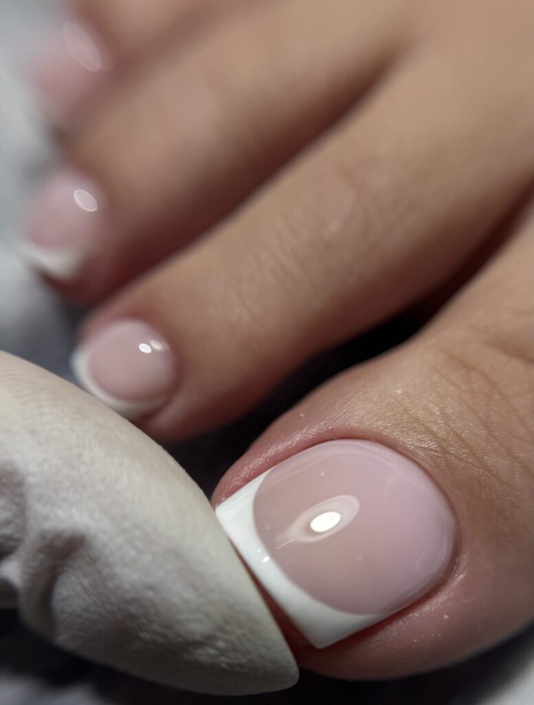 ﻣﺪﻟﺴﺎزی ﻧﺎﺧﻨﻬﺎی ﭘﺎ