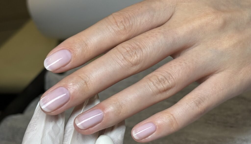 ﻣﺎﻧﯿﮑﻮر ﺑﺪون ﭘﻮﺷﺶ