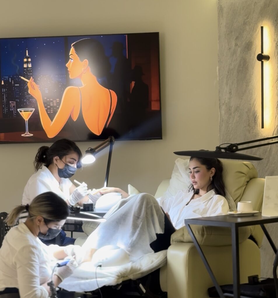 خدمات پرمیوم ناخن