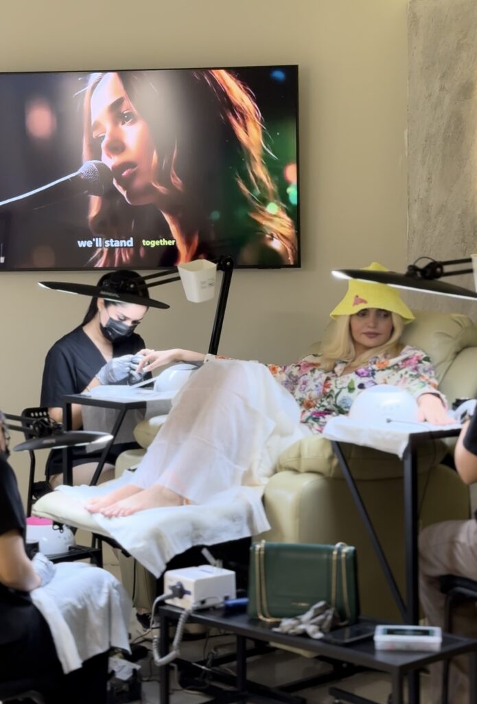 خدمات پرمیوم ناخن